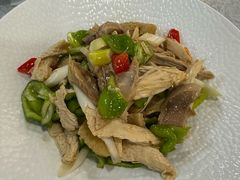 -汗腾格里·风味餐厅(新疆驻京办店)