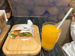 -THE WOODS 简餐 (国贸商城店)