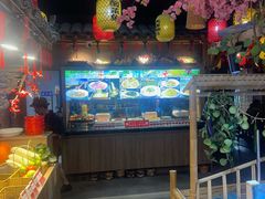 -头上红煨盐鸡·非遗院子餐厅