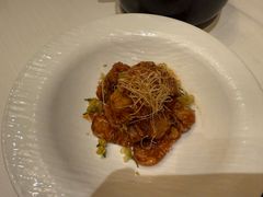 指橙苏式熏鱼-扬州香格里拉·香宫中餐厅