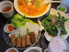 -大头虾越式风味餐厅(光明广场店)