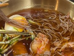 -围炉肉舍•炭烤活鳗•丹东海鲜烤肉(步行街店)