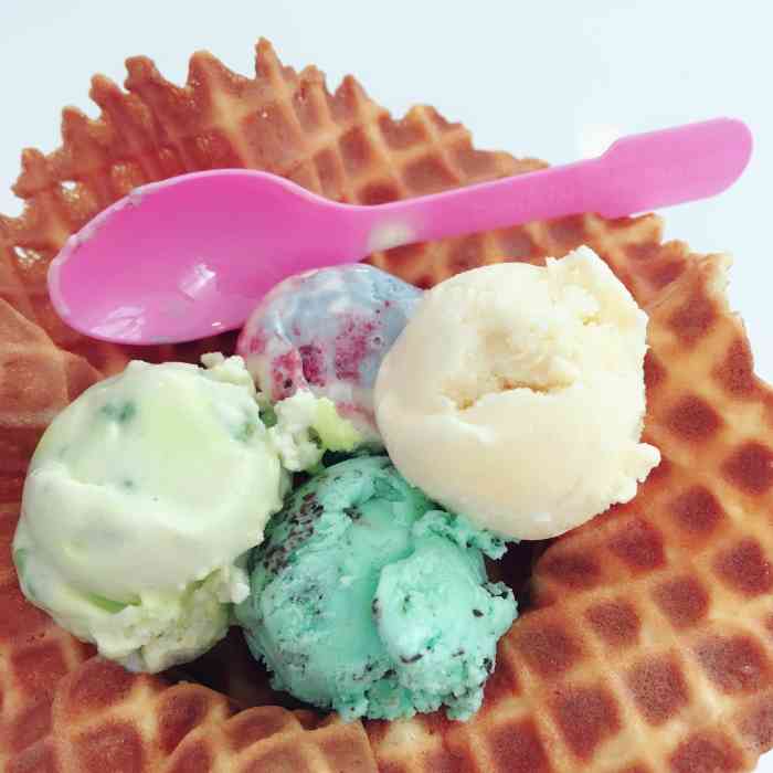 baskin robbins芭斯罗缤冰淇淋(虹泉路店)