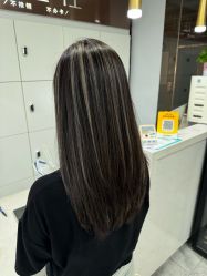 -镁连社·美联社