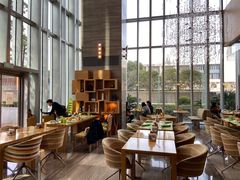 -两咖啡自助餐厅(静安香格里拉酒店)