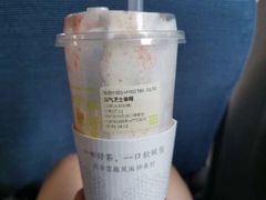 -奈雪的茶(湖滨银泰in77C区PRO店)