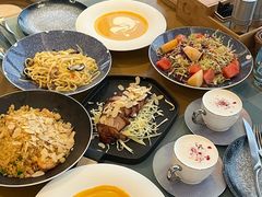 -杏荟旋转餐厅(广州爱群店)