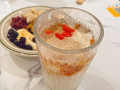 桃胶酒酿冰奶小丸子-堂屋糖水店(愚园店)