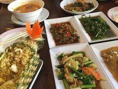 -Dang restaurant (patong phuket)