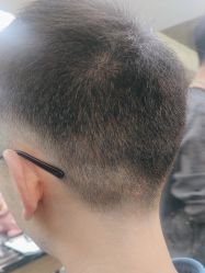 -诗悦发型烫染SALON