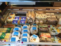 -乐兹薇尔高端烘焙店(海宁西田城店)