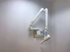 -瑞尔齿科(上海长风大悦城店)