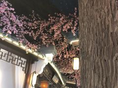 -荷塘秋月·本帮江浙菜(国权路店)