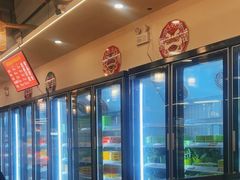 -杨老板·海鲜集市火锅·鲜切牛肉(中防万宝店)