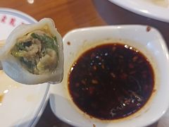 -那家老院子东北菜·饺子·小鸡炖蘑菇(艳华街店)