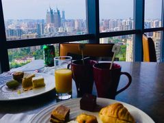 -上海龙之梦万丽酒店