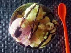 -荣誉国际酒店-云顶旋转餐厅