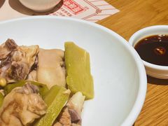 凉瓜黄豆炖猪手-顺风汤馆·广府粤菜(江宸天街店)