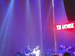 -TZ House音乐现场(来福士中心店)