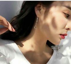 -AI艾耳·专业手工耳洞·穿孔美学馆