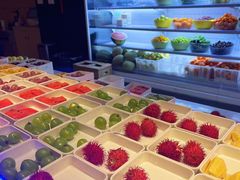 -涨巢·潮玩水疗局