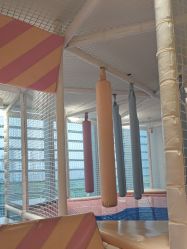 -奈尔宝·儿童乐园·亲子餐厅(华采天地店)