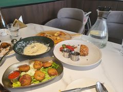 -芳草地西式融合餐厅(回龙窝店)