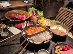 -三出山火锅(南京万象天地店)