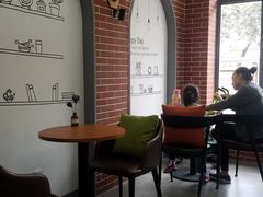 -新华书店(永安路店)