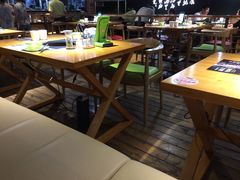 -洪氏嗨捞·广东猪肚鸡·椰子鸡火锅(西咸万象城店)