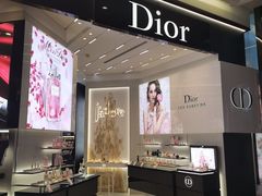 -DIOR迪奥(德基广场女装店)