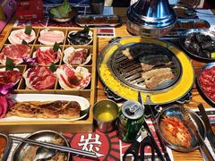 -青瓦炭韩潮烤肉(花园道店)