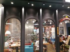 门面-西西弗书店·矢量咖啡(新光天地店)