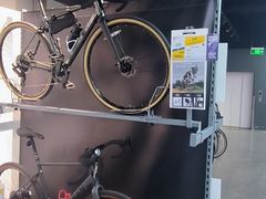 -迪卡侬(西三旗店)