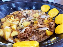 -粘豆包柴火铁锅炖
