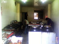 -烂瓦罐刘家猪蹄坊(药王洞店)