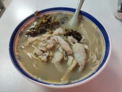 招牌黄鱼面-明呈黄鱼面馆(斜土路店)
