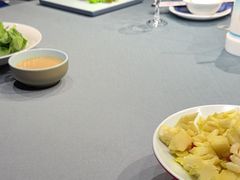 -新丁香海鲜主题餐厅(现代花园店)