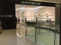 -Tiffany & Co.蒂芙尼
(天津万象城店)