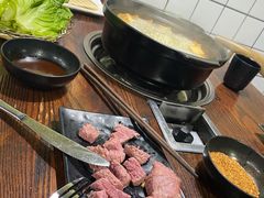 -陆记牛庄·碳锅龙虾烧烤(爱上花园店)