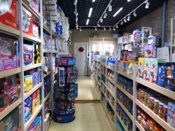 -BebeKing母婴童装集合店