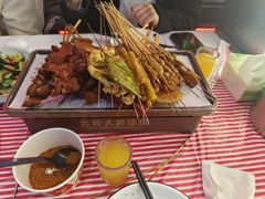 -金陵大勇烧烤·小龙虾·海鲜大咖(竹山路店)