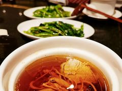 虫草花炖猪肉-色香味(澳门巴黎人店)
