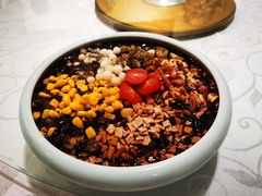 -湖庭壹品鸭王·传统北京烤鸭·别墅私房菜·庭院宵夜(江宁店)