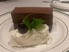 -Wolfgang’s Steakhouse 沃夫冈牛排馆(上海白玉兰广场店)