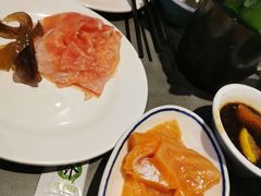 -遇上西雅图多融合海鲜自助餐厅(中房金谊广场店)