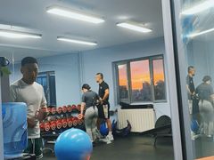 -悦健身私教工作室(双井店)