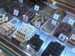 -VENCHI 闻绮(北京国贸商城店)