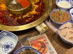 -哥老官重庆美蛙鱼头(西湖银泰十一哥店)