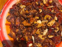 辣子鸡-柴窝堡22号辣子鸡·传承新疆菜